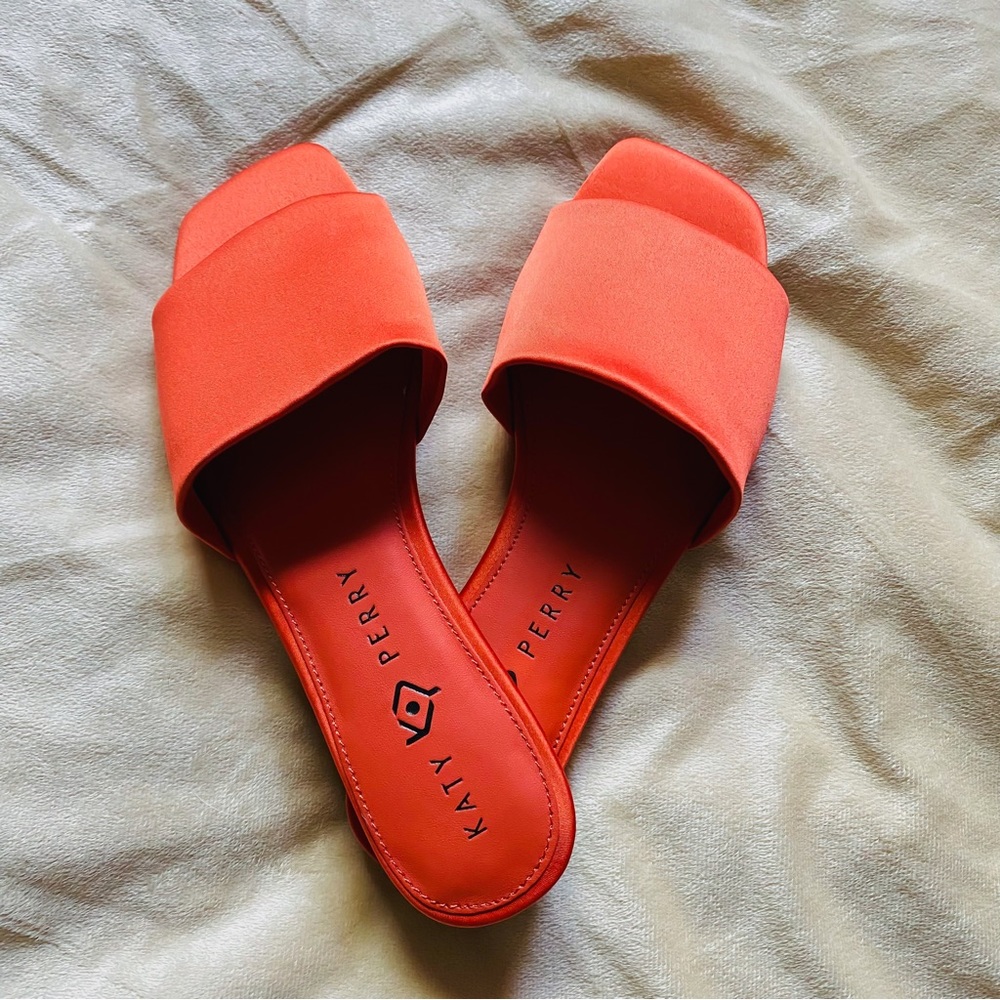 KATY PERRY SATIN SANDALS